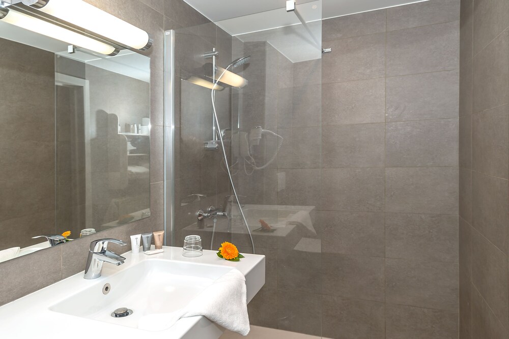 Superior Twin Room photo 3