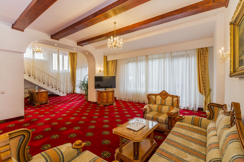 Deluxe Suite, Balcony