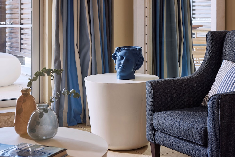 Mythica Junior Suite, Sea View thumbnail 5