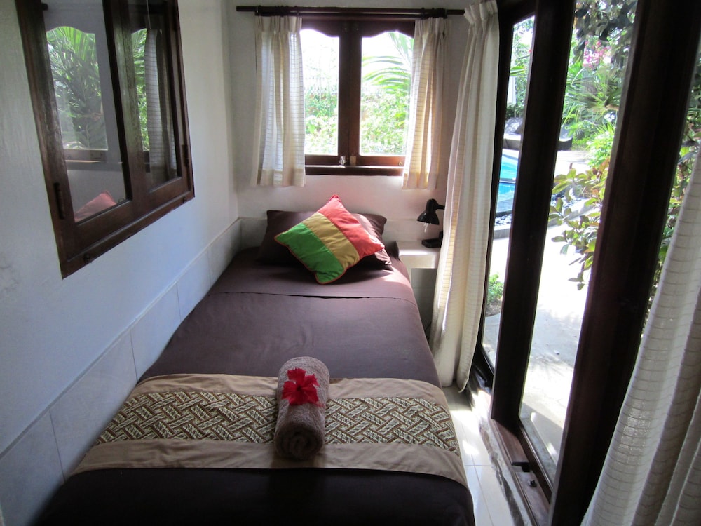 Family Bungalow - Photo 2