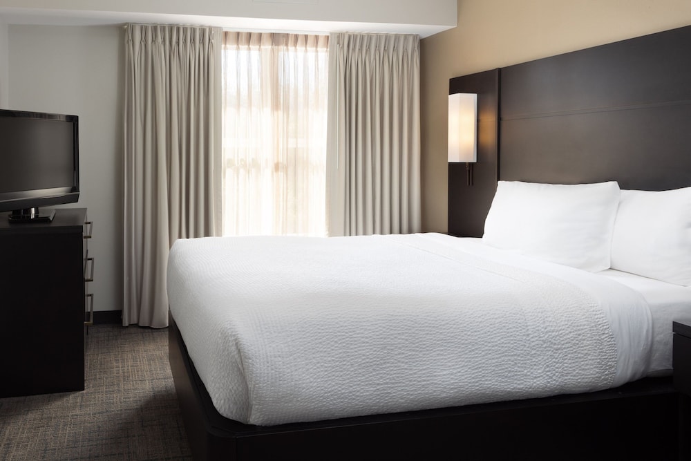 Suite, Multiple Beds - Photo 4