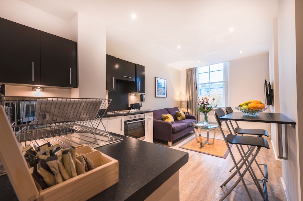 Business Studio, Non Smoking, Kitchen