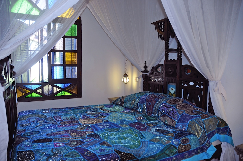 Double or Twin Room (Peacock) photo 1
