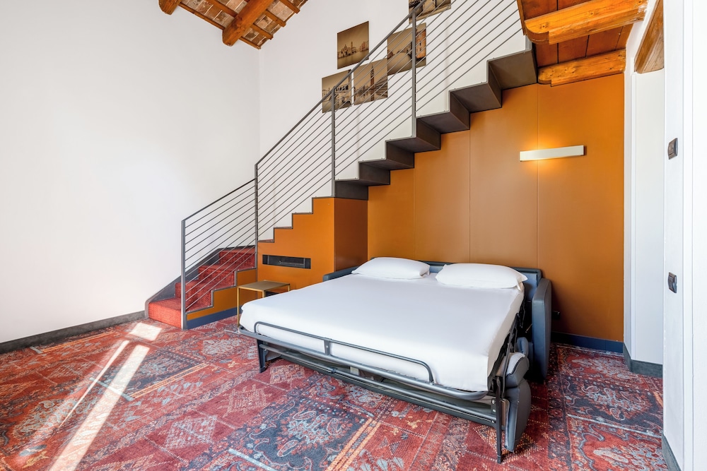 Family Suite (Triple)