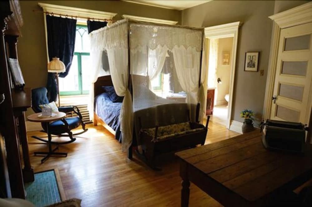Superior Room, 1 Double Bed, Private Bathroom (Library) photo 1