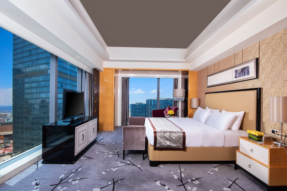 Grand Suite, 1 King Bed, Non Smoking
