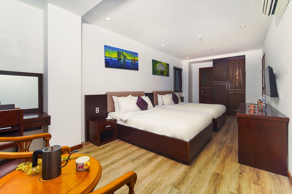 Deluxe Family Room - Photo 9