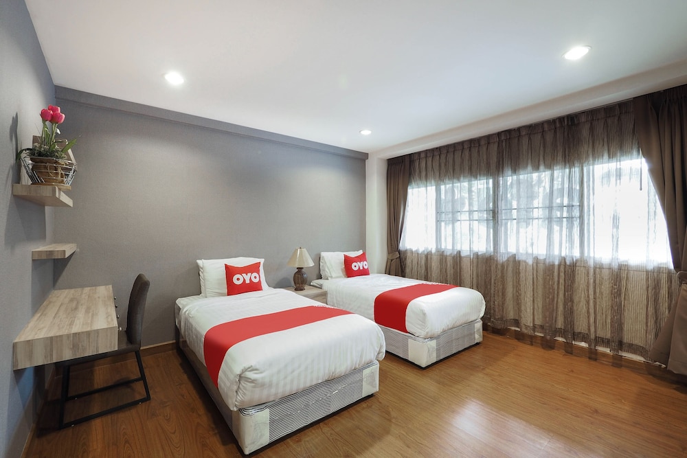 Premier Twin Room