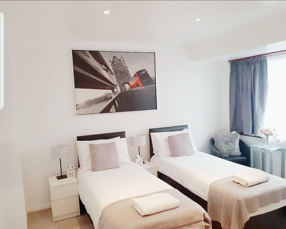 Premium Double Room, Shared Bathroom (King/Twin Premium Room) photo 2