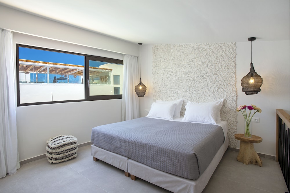 Deluxe Suite, Split Level