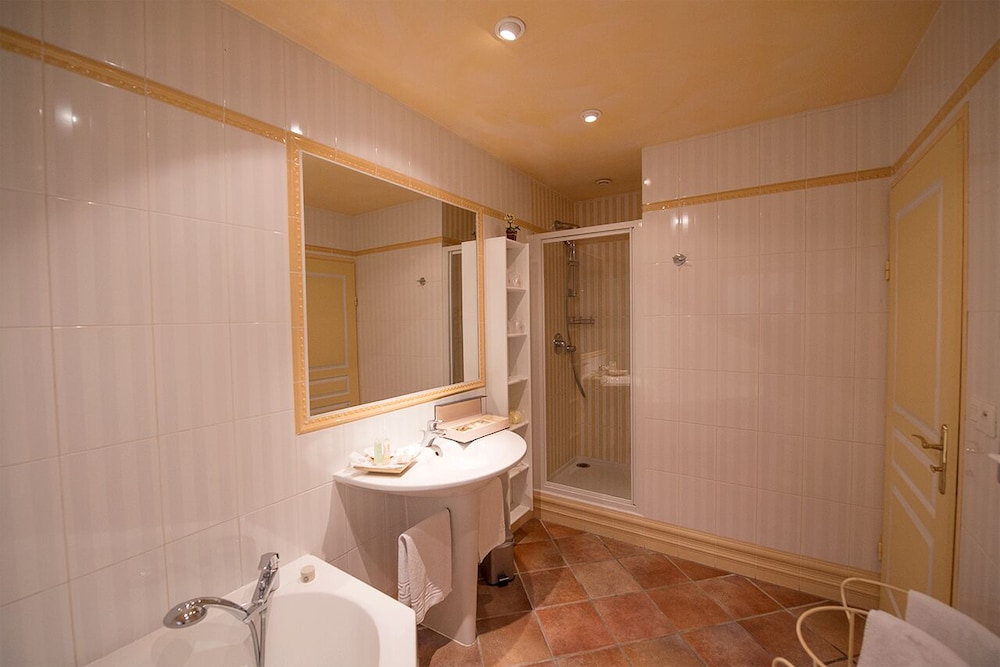 Quadruple Room photo 2
