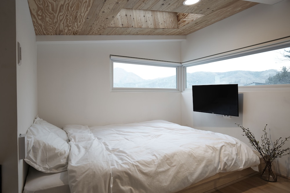Room (Nature)