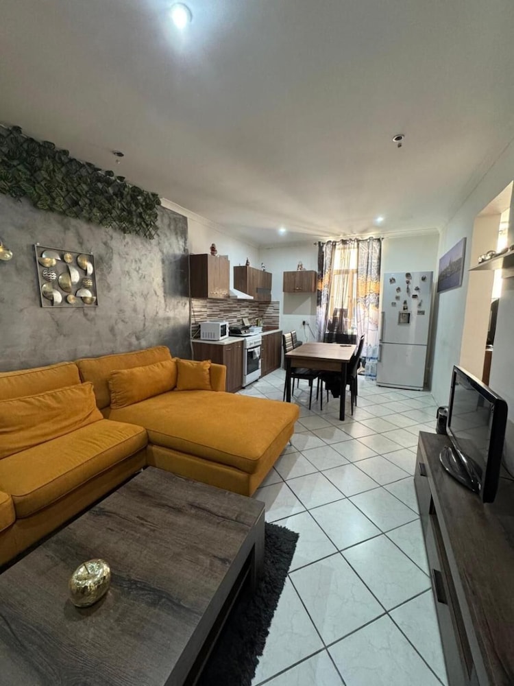 Apartment, 2 Bedrooms, Balcony, City View