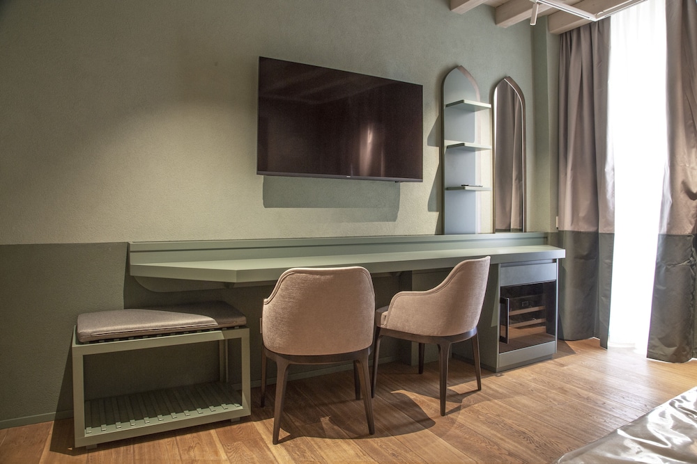 Elegant room - Photo 5