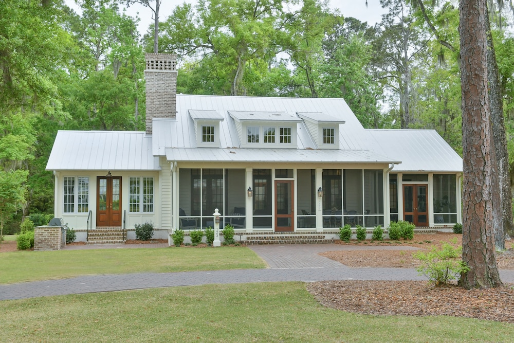 Signature Four Bedroom Residence 1033