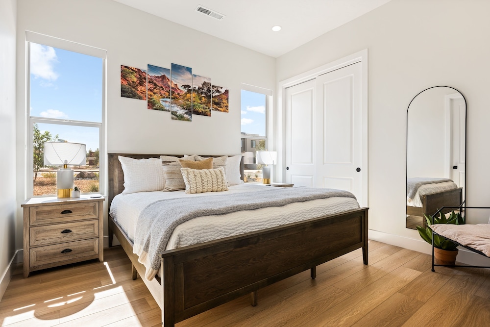 Townhome, Multiple Bedrooms