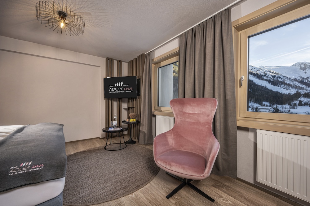 Comfort Double Room, Balcony, Mountain View photo 2