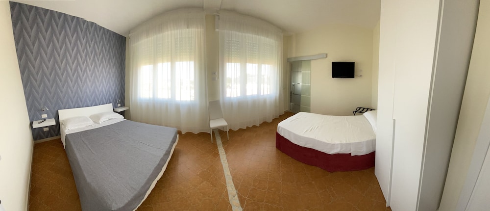 Standard Triple Room photo 1