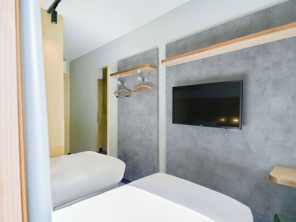 Room, 3 Twin Beds photo 2