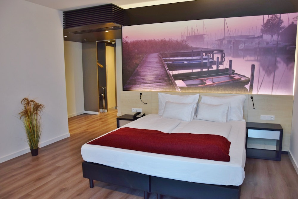 Superior Double Room, 1 Queen Bed, Non Smoking (Pannonia Superior) photo 1