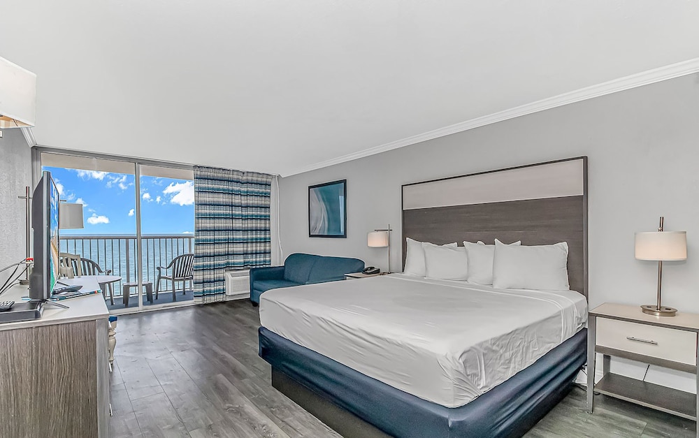 Comfort Studio Suite, Ocean View (Newly Renovated)