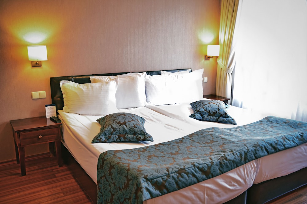 Deluxe Suite, Mountain View - Photo 1