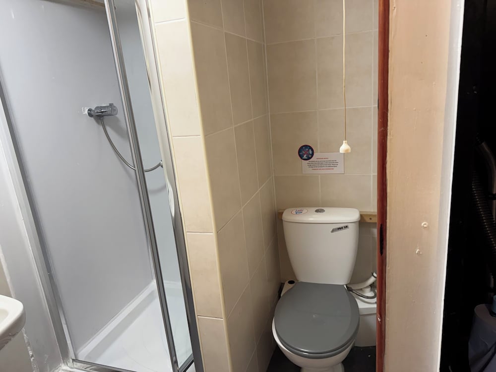 Basic Room - Photo 8
