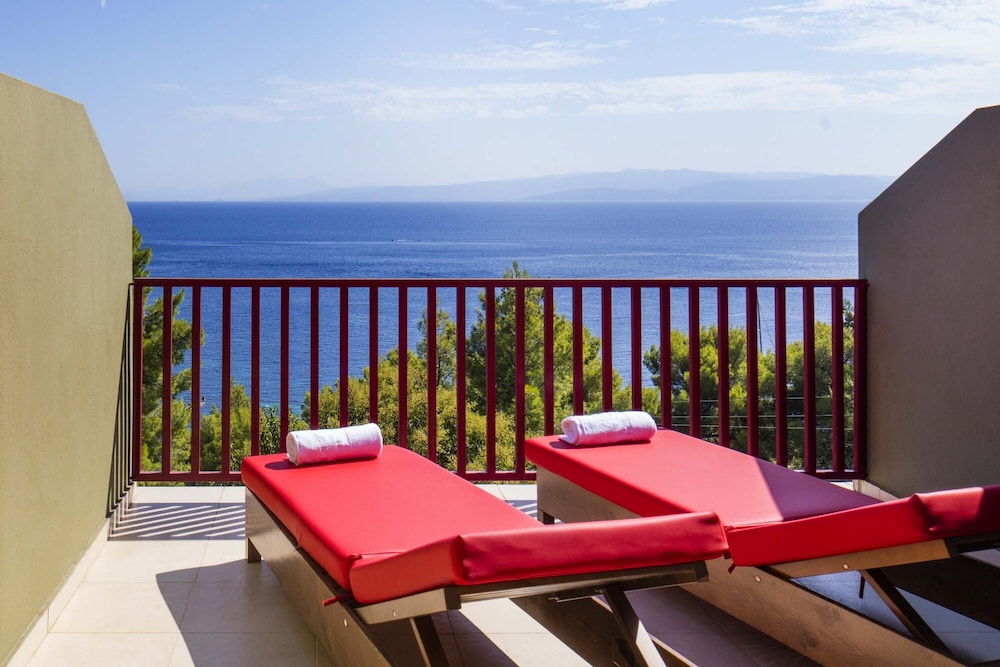 Executive Room, Sea View - Photo 3