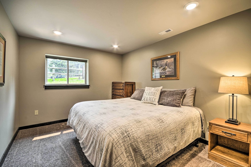 House (4 Bedrooms) photo 2