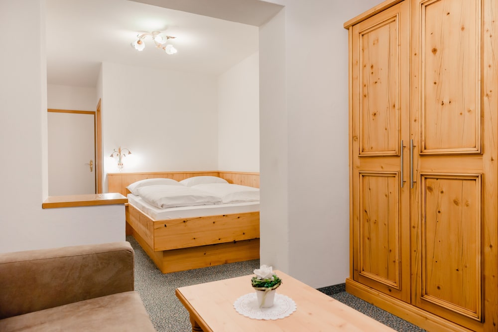 Standard Single Room photo 2