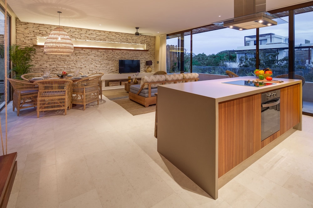 Luxury Apartment, 2 Bedrooms, Terrace, Garden View - Photo 6