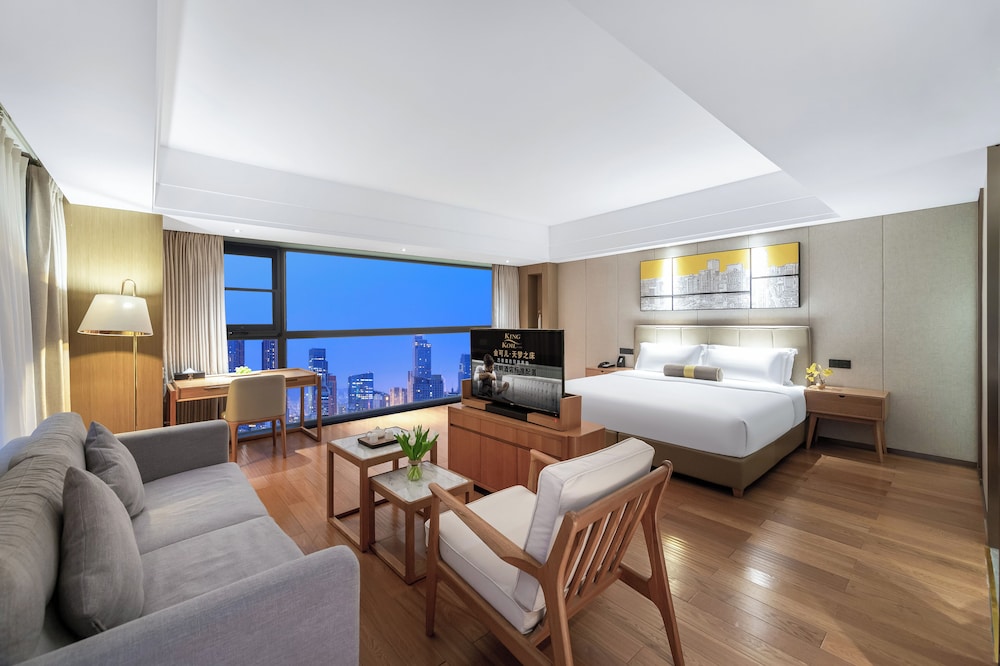 Executive Room, City View