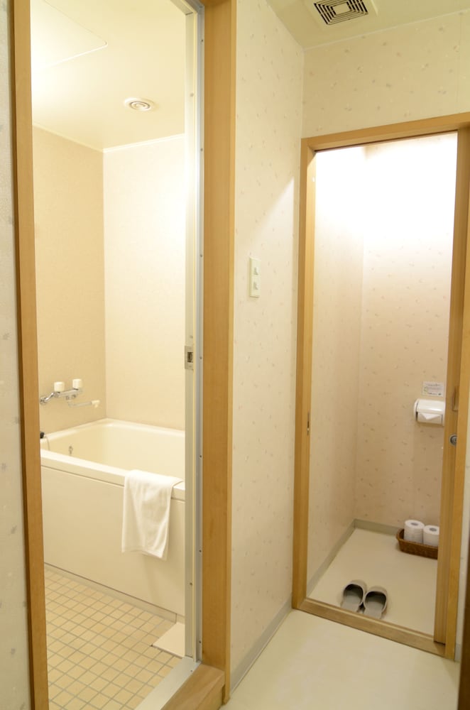Japanese Style Room with Private Bathroom, Non Smoking (20sqm) photo 3