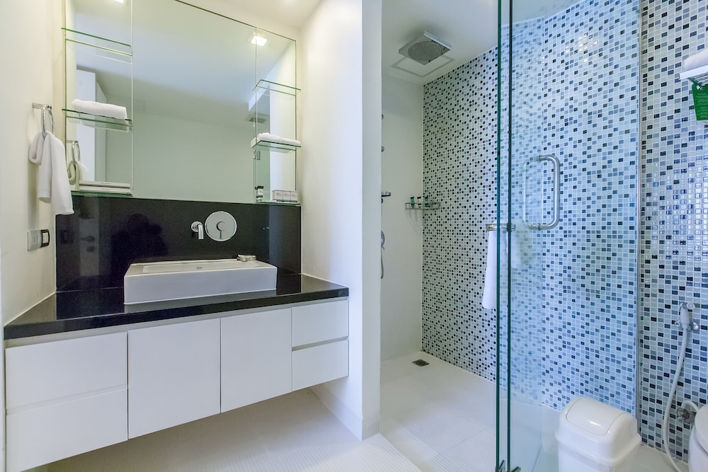 One Bedroom Suite photo 3