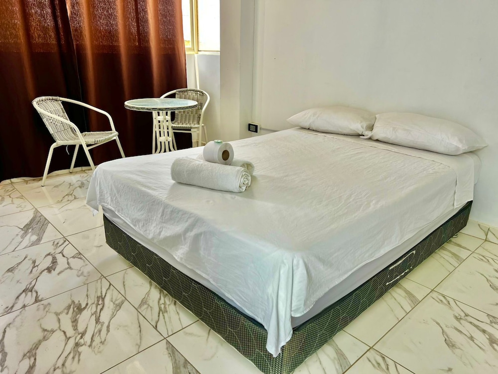 Luxury Triple Room, Beach View photo 2