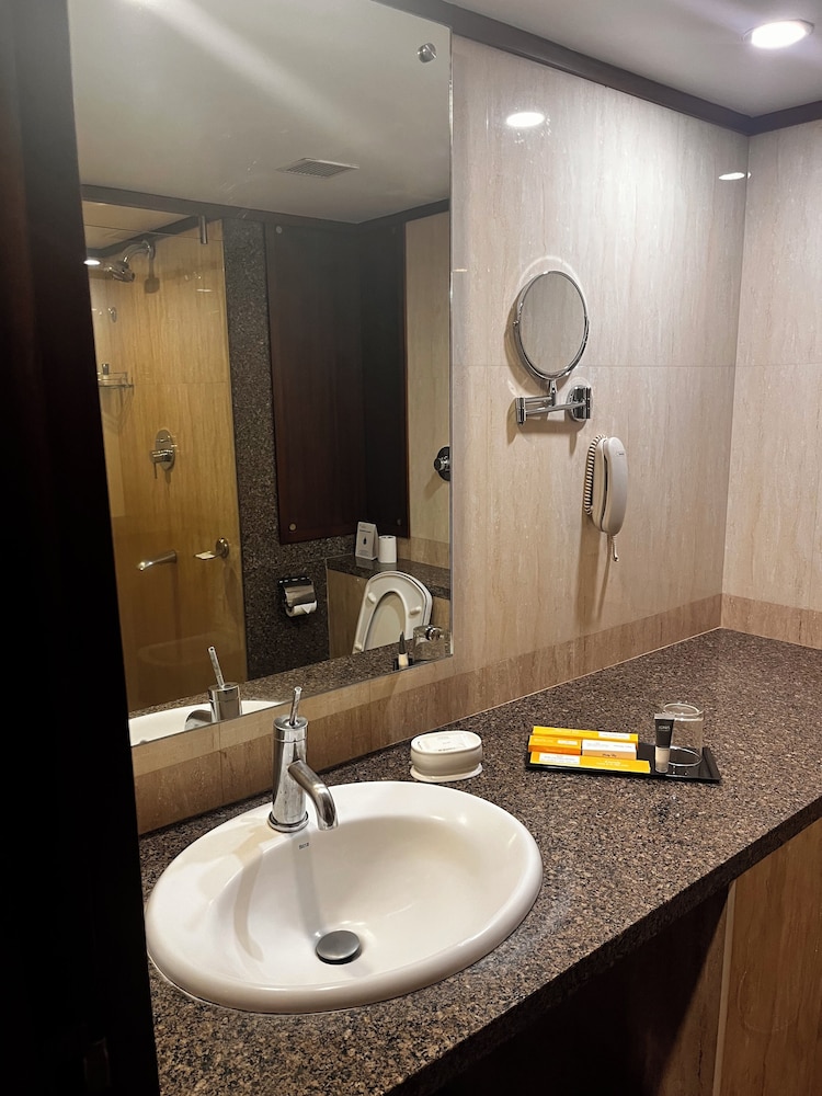 Deluxe Twin Room - Photo 3