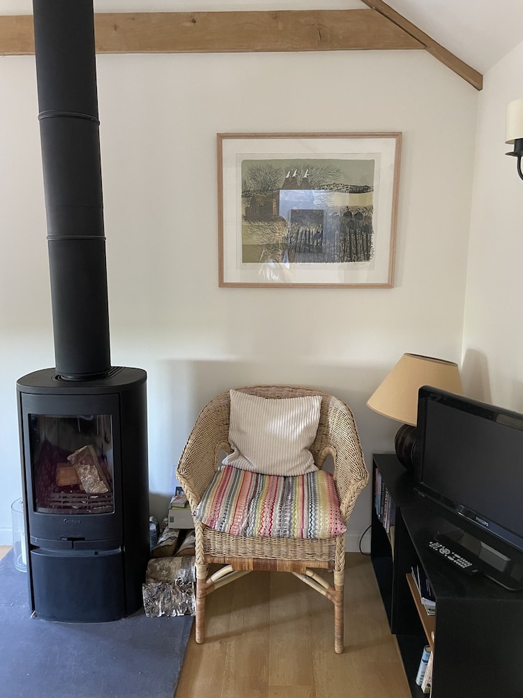 Exclusive Apartment, 1 Queen Bed, Non Smoking, Garden View photo 2