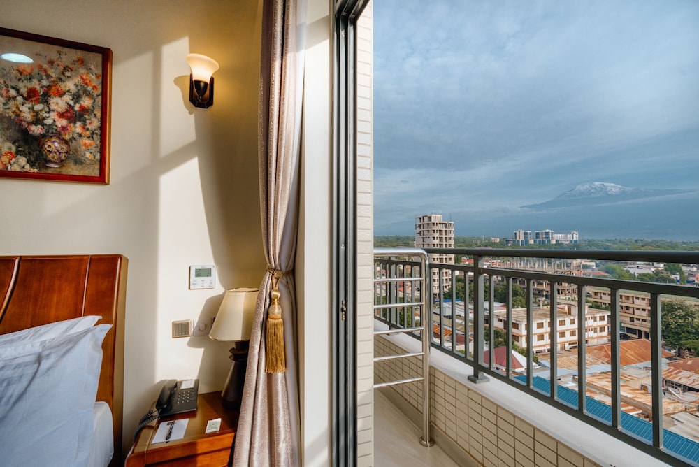 Deluxe Double Room, Balcony, Mountain View - Photo 14