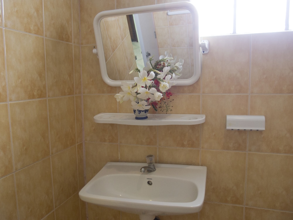 Standard Triple Room photo 3