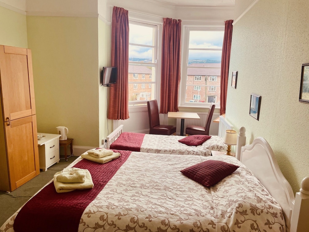 Standard Double or Twin Room, Ensuite, Garden View (Room 10)