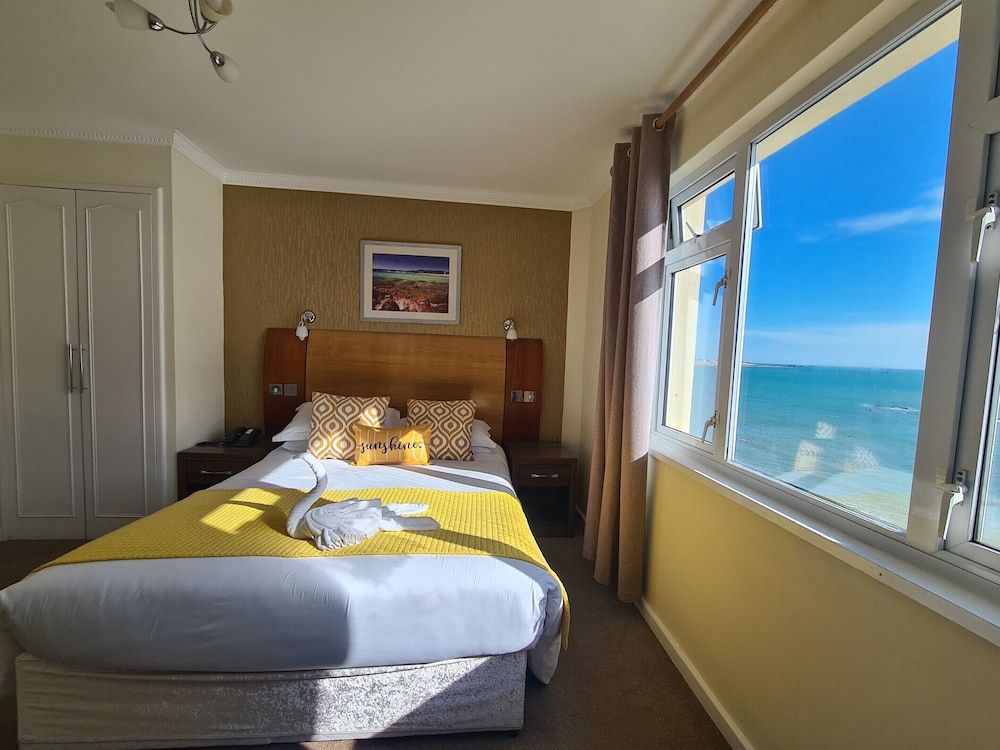 Double Room, Ensuite, Sea View (with Direct Sea View ) photo 1