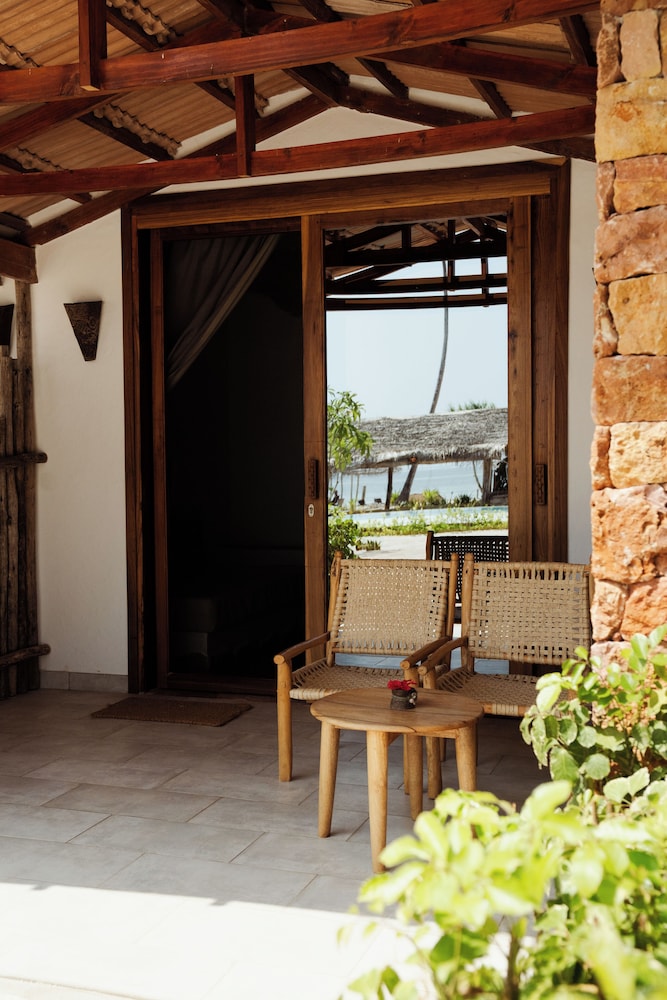 Superior Suite, Partial Sea View