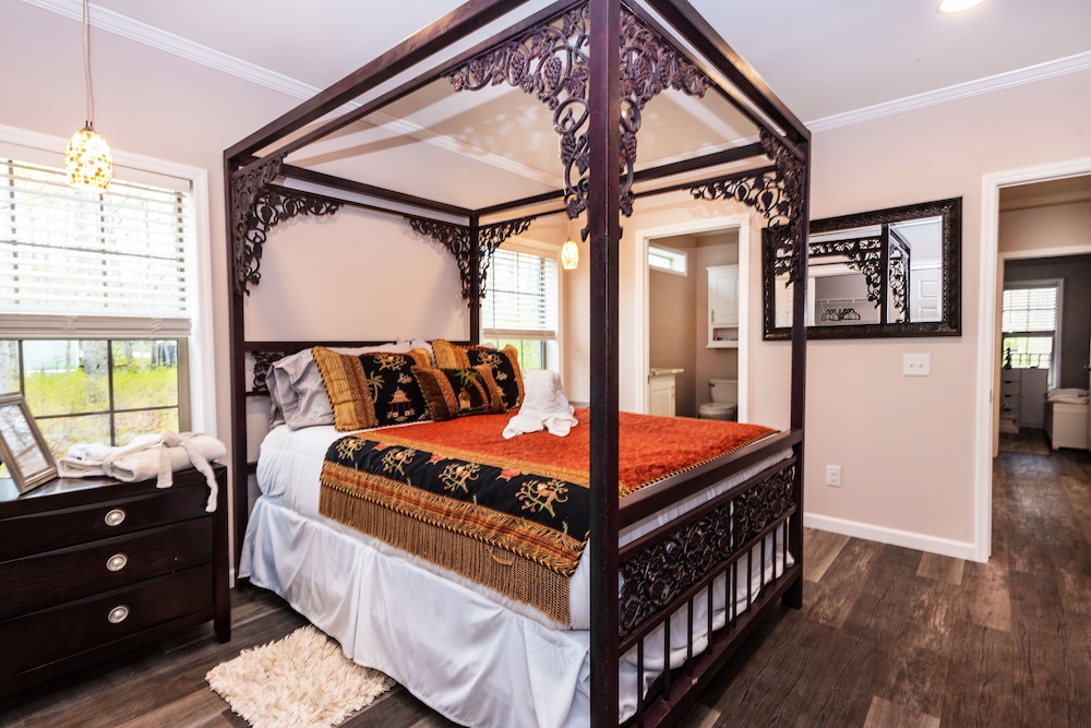 Sanctuary House photo 1