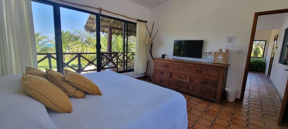 Suite, Ocean View (Master) photo 1