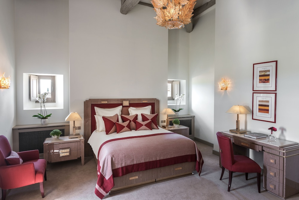Suite photo 1