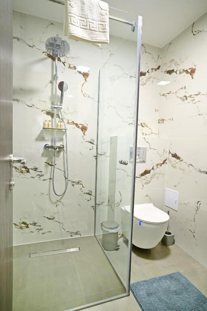 Deluxe Studio Suite photo 3