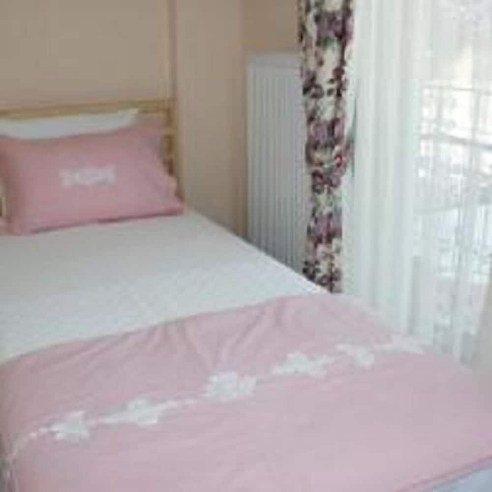 Elite Twin Room, 2 Twin Beds, Accessible, Garden View photo 3