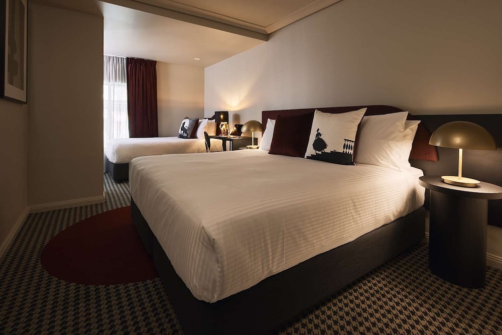 King Plus Single Room - Photo 2