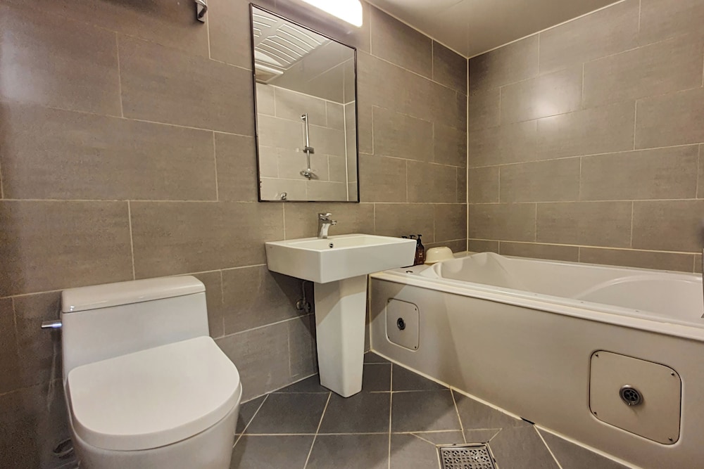 Standard Double Room - Photo 4
