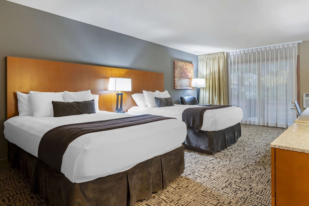 Standard Room, 2 Queen Beds, Accessible, Non Smoking - Photo 1